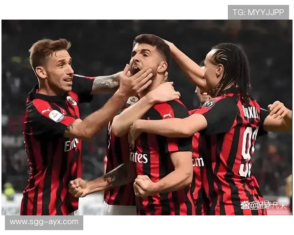 恰尔汗奥卢与队友默契十足，配合流畅助球队稳居联赛前列